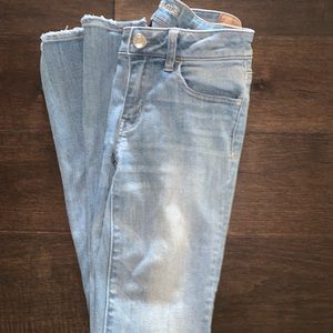 American Eagle Light Wash Jeans